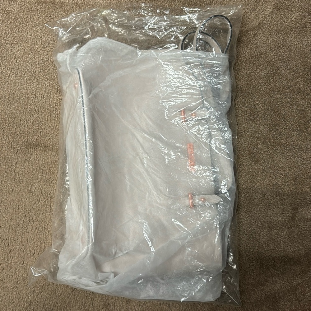Off white SunValley Tote bag